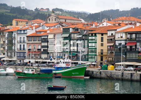 Altstadt und Fischerei Hafen Lekeitio in der Provinz von Biskaya baskischen Land Nordspanien Stockfoto