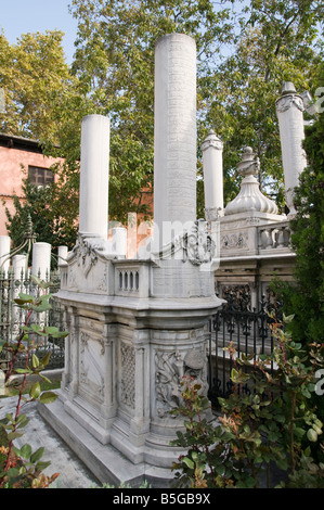 Türkei Istanbul der Friedhof um das Grab von Sultan Mahmut II. Stockfoto