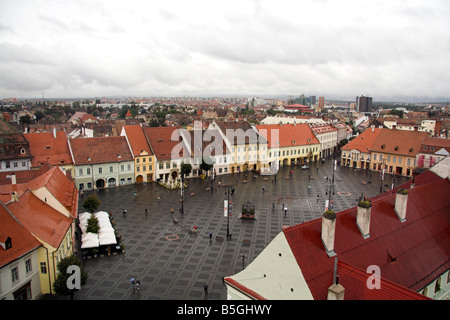 Panoramablick auf großen Platz, Sibiu, Piata Mare, Siebenbürgen, Rumänien Stockfoto