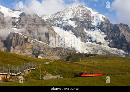 Jungfraubahn Zug Berner Oberland Schweiz Stockfoto