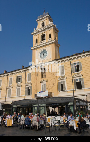 Statue von Giuseppe Garibaldi im Palazzo del Governatore Piazza Garibaldi Parma Emilia Romagna Italien Eu Europa Stockfoto