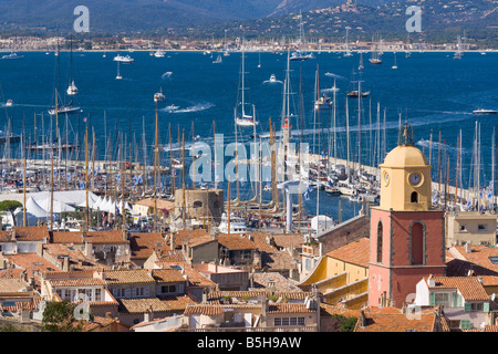 Ein Blick über die Dächer von Saint-Tropez / Côte d ' Azur / Provence / Südfrankreich Stockfoto