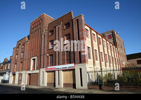 Geschäftseinheiten zu lassen in Haverhill in Suffolk UK aufgrund der globalen Rezession geschlossen Stockfoto