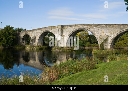 dh alte Stirling Brücke STIRLING STIRLINGSHIRE berühmte historische Brücke über den Fluss Forth Stockfoto