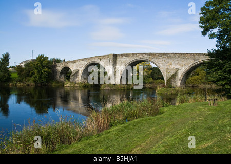 dh alte Stirling Brücke STIRLING STIRLINGSHIRE berühmte historische Brücke über den Fluss Forth Stockfoto