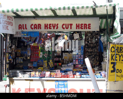 4 Ron der Schlüssel-Mann Markt Angel Schlüssel Auto Schlüssel Hausschlüssel schneiden Islington London UK C TW EEC Photos Peter D O Neill kein Repro witho Stockfoto