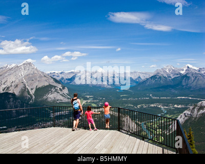 Blick vom Aussichtspunkt am Sulphur Mountain, Banff, Alberta, Kanada Stockfoto