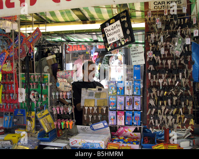 4 Ron der Schlüssel-Mann Markt Angel Schlüssel Auto Schlüssel Hausschlüssel schneiden Islington London UK C TW EEC Photos Peter D O Neill kein Repro witho Stockfoto