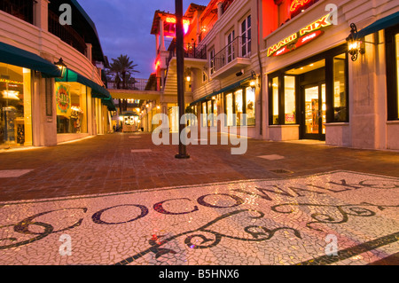 Vereinigte Staaten von Amerika Florida Miami Coconut Grove CocoWalk Stockfoto