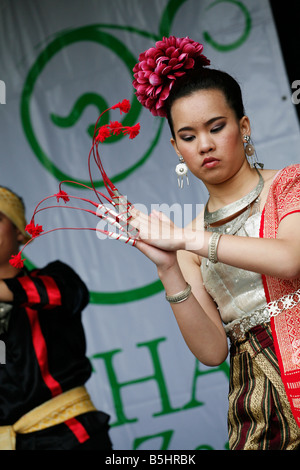 Traditionelle Tänzer Thai während der Thai Festival im Greenwich Park, London. Stockfoto