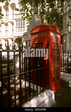 UK England London Fetter Lane K2 Telefonzelle Stockfoto