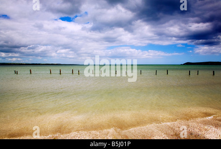 Alten Küstenschutzes auf Cunnigar, A Sandspit in Dungarvan Bucht ragt aus einem Ring, Grafschaft Waterford, Irland Stockfoto