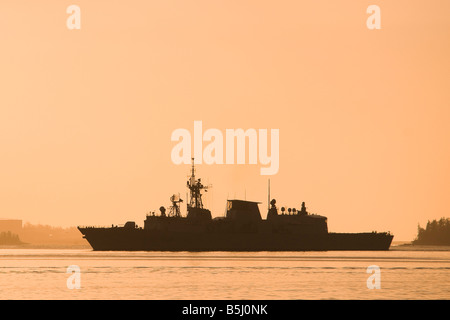 Canadian Navy Fregatte HMCS CHARLOTTETOWN, FFH 339, im Hafen von Halifax. Stockfoto