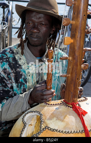 Moussa Kouyata master Kora 12 String Instrument Koraspieler Bristol Community Festival Stockfoto