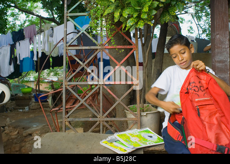 Nicaraguanische Schuljunge Christian Calero Gutierrez Stockfoto