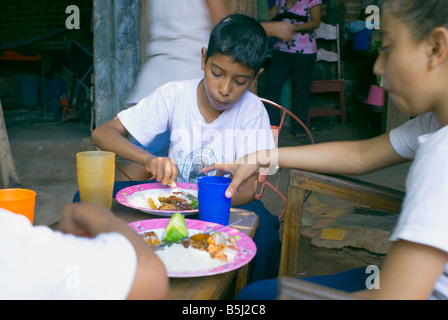 Nicaraguanische Schuljunge Christian Calero Gutierrez Stockfoto