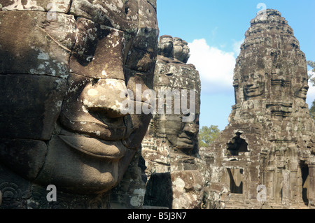 Lachende Gesichter in der Tempel Bayon Bayon ist berühmteste Ort gebaut im 13. Jahrhundert als Zentrum von Angkor Thom Stockfoto