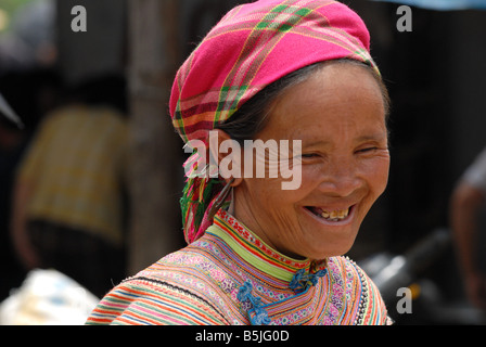 Hmong Bac Ha Blumendorf Markt Nord-Vietnam Stockfoto