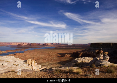 Ansicht von Alstom Punkt über den Lake Powell Stockfoto