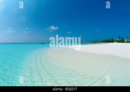 Coco Palm Resort auf den Malediven - Insel Dunikolu- Stockfoto