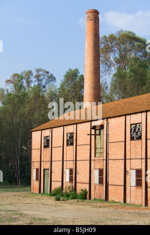 Verlassene 19. Jahrhundert Wolle Textilfabrik – Fabrica de Lanificios da Arrentela - in Seixal, Portugal. Stockfoto