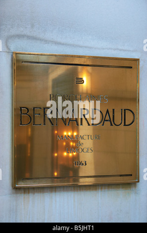 Porcelaines Bernardaud Zeichen in Rue Royale Paris Frankreich Stockfoto