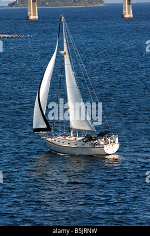 Segelboot in der Narragansett Bay in Newport, Rhode Island Stockfoto