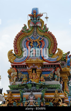 GESCHNITZTE GOPURAM PILLAYARPATTI GANESA TEMPEL TAMILNADU Stockfoto