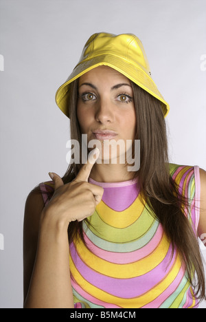 Weibliche Brünette mit langen Haaren. Stockfoto