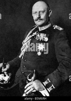 Moltke, Helmuth Johannes von, 23.5.1848 - 18.6.1916, deutscher General, Chef des deutschen Generalstabs 1.1.1906 - 3.11.1914, halbe Länge, ca. 1910, Stockfoto