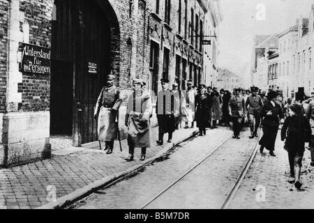 1 W46 F1915 17 E Weltkrieg Wilhelm II in Brügge Foto Wilhelm II deutscher Kaiser 1859 1941 im ersten Weltkrieg 1914-18 der Kaiser Stockfoto