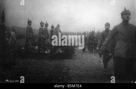 1 W46 F1916 1 E Wilhelm II militärische parade 1916 Wilhelm II deutscher Kaiser 1888-1918 1859 1941 im ersten Weltkrieg 1914-18 Parade Stockfoto