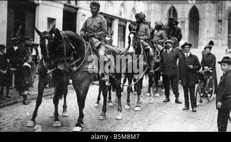 2 G55 H1 1914 Weltkrieg 1914 Geschichte Weltkrieg Hilfs 11 E indische Soldaten Truppen 1914 Armee Indienne Un Attelage de Guer Stockfoto