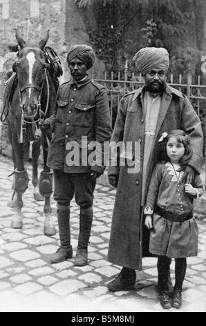 2 G55 H1 1914 5 E indische Soldaten Kind Weltkrieg Geschichte Weltkrieg Hilfs-Truppen Guerre Europeenne 1914 Les Hindous Ces Stockfoto