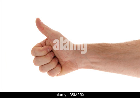 männliche mans Rechte Hand ausgestreckt mit dem Daumen Ups Zeichen vor einem weißen Hintergrund Stockfoto