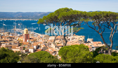 Ein Blick über die Dächer von Saint-Tropez / Côte d ' Azur / Provence / Südfrankreich Stockfoto