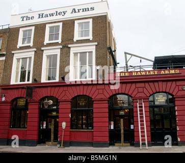 Die Hawley Arms Pub in London Camden Stockfoto