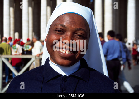 Nonne an Seligsprechung Vatikan Rom Italien Stockfoto