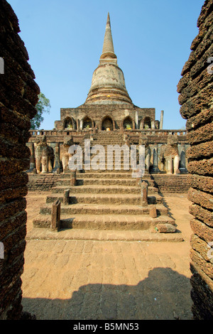 Wat Chang Lom Tempel, Si Satchanalai Website (in der Nähe von Sukhothai), thailand Stockfoto