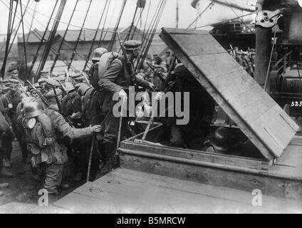 9-1917-10-12 A1 1 WW1 erobern von Oesel Foto 1. Weltkrieg östlichen vorderen erfassen von Oesel Mond Und Dagoe 11. bis 20. Oktober 1917 Stockfoto