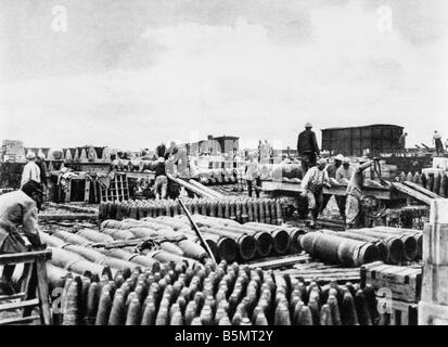 9FK 1916 9 0 A1 E Schlacht des Somme alliierte Munition Depot 1 Weltkrieg Frankreich Somme-Schlacht 23 Juni 26. November 1916 Munition Stockfoto