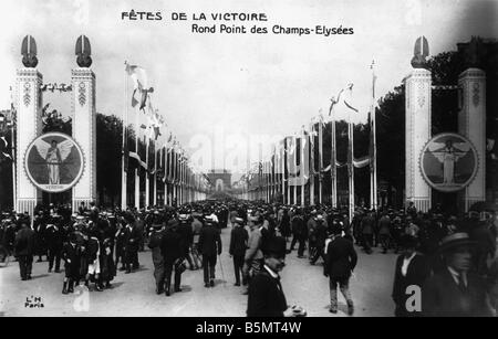 9FK 1919 7 14 A1 4 Sieg feiern Paris 1919 Paris 14. Juli 1919 Siegesfeiern und Bastille Day Fêtes De La Victoire Stockfoto