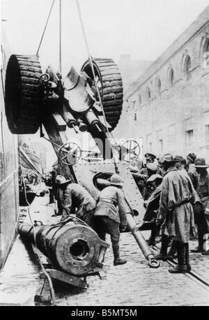 9GR 1915 2 0 A1 1 Saloniki Invasion von DEU Truppen 1915 1. Weltkrieg Landung und Absetzen von Briten und Franzosen in Saloniki Fe Stockfoto