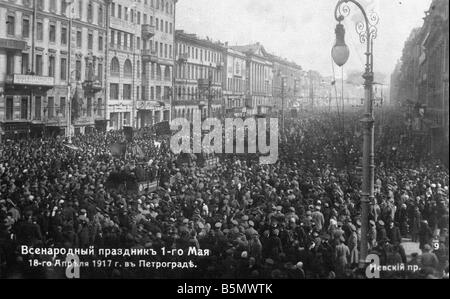 9RD 1917 5 1 A1 4 Mai Tag Petrograd 1917 Revolution Oktoberrevolution 1917 May Day Feierlichkeiten in Petrograd kann 1 Mai 18 A Stockfoto