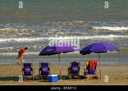 Strandbesucher in Stewart Beach Galveston Texas USA Stockfoto