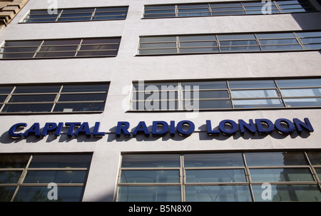 Capital Radio Gebäude in Leicester Square, London Stockfoto