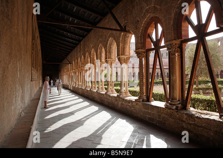 Monreale Kathedrale Kreuzgang, Monreale, Sizilien Stockfoto