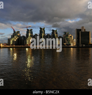 St Georges Wharf, Vauxhall Bridge, London, Appartements. Bild von Patrick Steel patricksteel Stockfoto