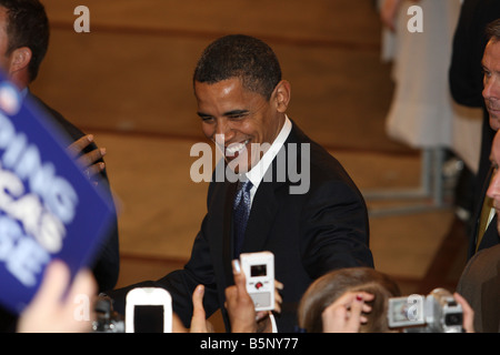 Sen Barack Obama spricht auf einer Kundgebung auf dem Campus der Ohio State University in Columbus Ohio Stockfoto