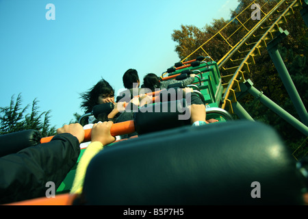 Eine Achterbahn fahren Stockfoto